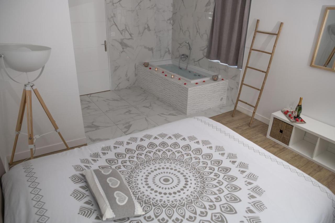 Triplex 110 M2 Centre Historique Avec Jacuzzi Dinan Διαμέρισμα Εξωτερικό φωτογραφία